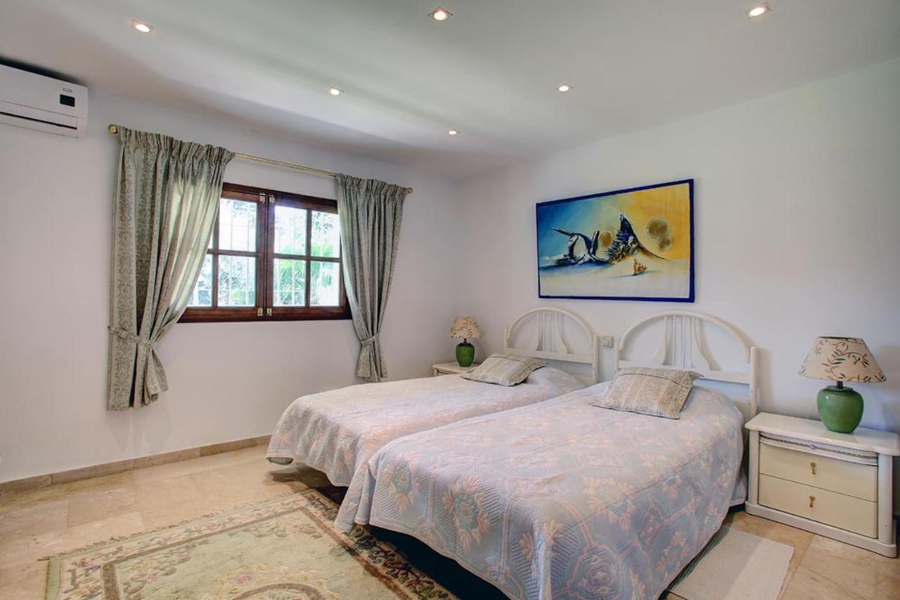 Exclusive Villa Las Palmeras Puerto Banus With Heated Private Swimming Pool, Marbella, Spain מראה חיצוני תמונה