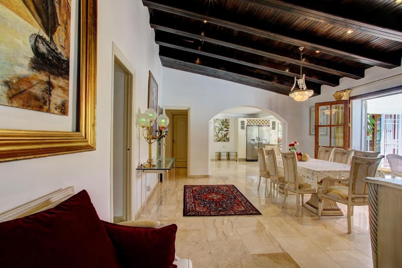 Exclusive Villa Las Palmeras Puerto Banus With Heated Private Swimming Pool, Marbella, Spain מראה חיצוני תמונה